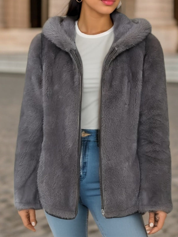 Drune | Weicher Damen Teddyjacke mit Kapuze und Reißverschluss