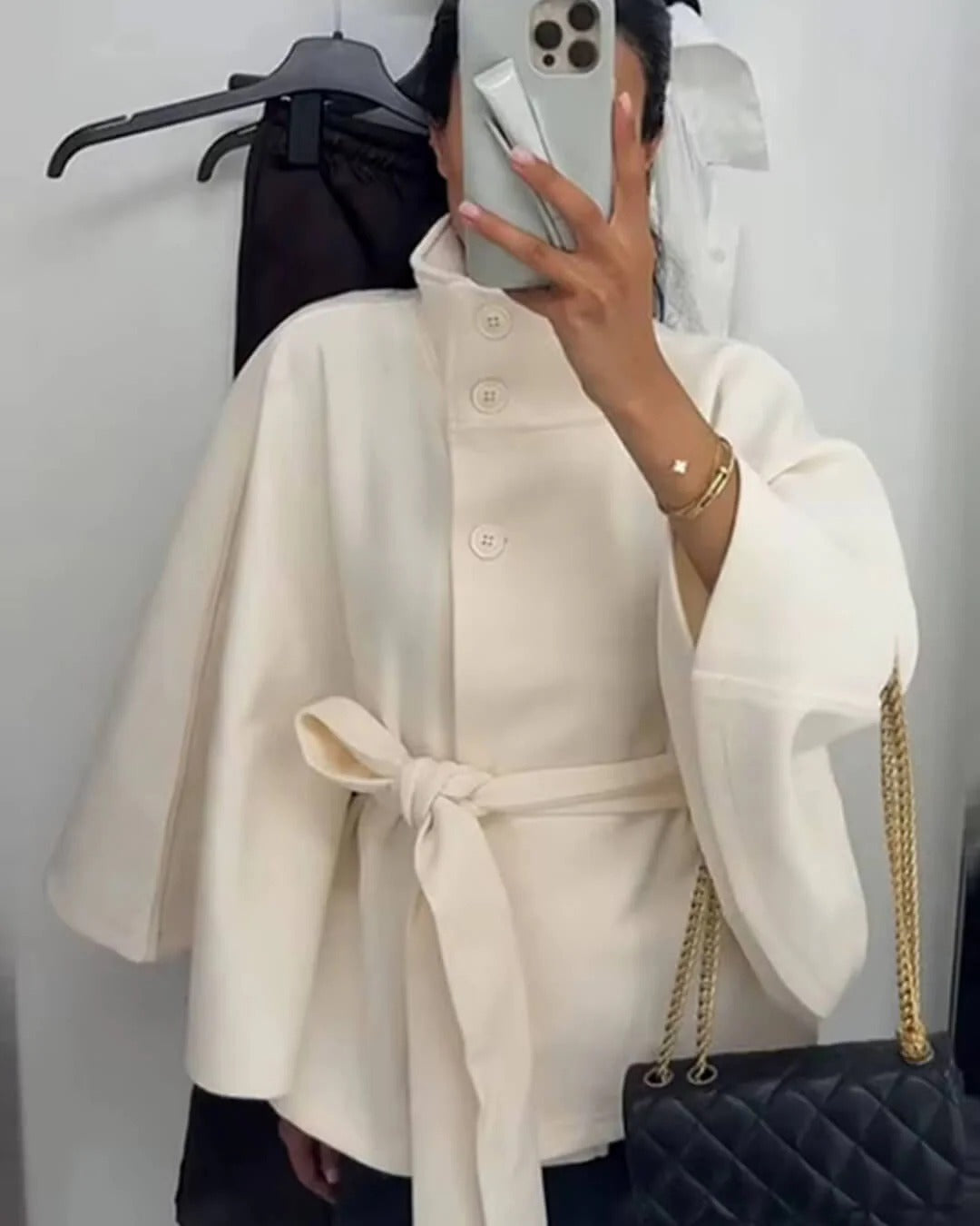 Drune | Hochkragen Gürteltaschen Cape Jacke Knopf Umhängemantel