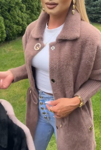 Drune | Weitgeschnittene Plüschjacke mit Revers