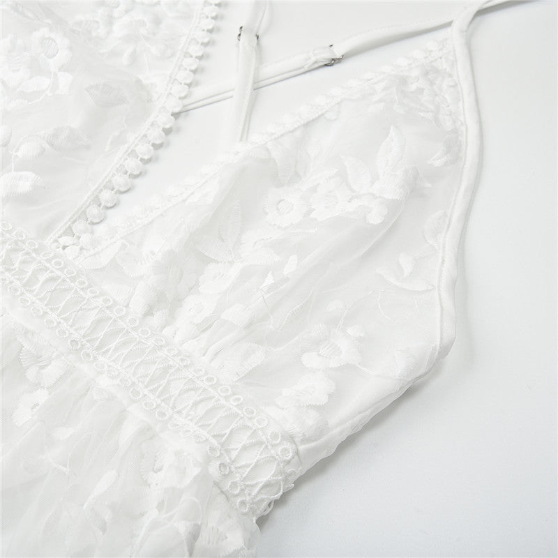 Drune | Elegantes Weißes Sommerkleid