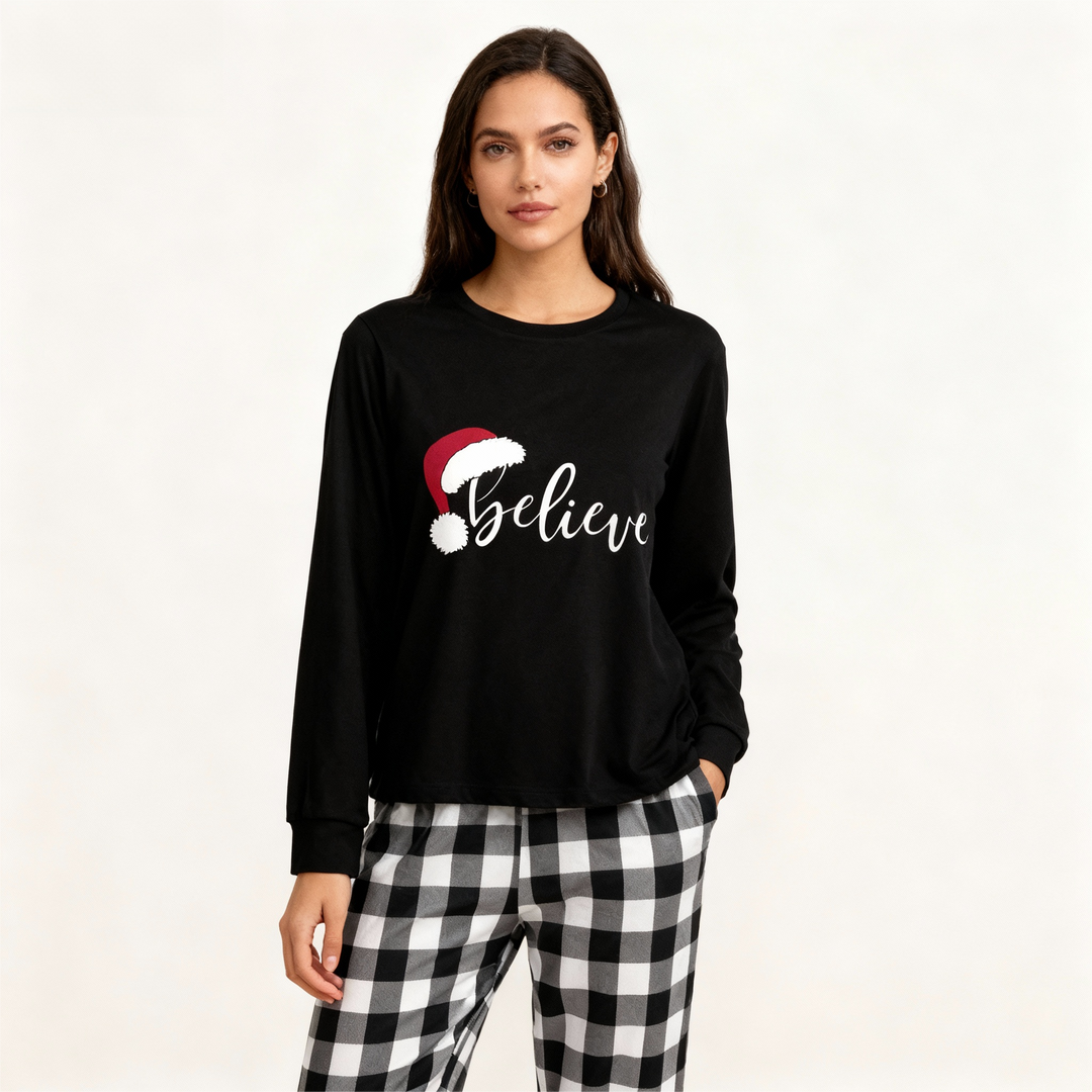 Drune | Weihnachtsmütze und 'Believe' Buchstabenprint gemustertes Schwarz-Weiß kariertes Schlafanzug-Set