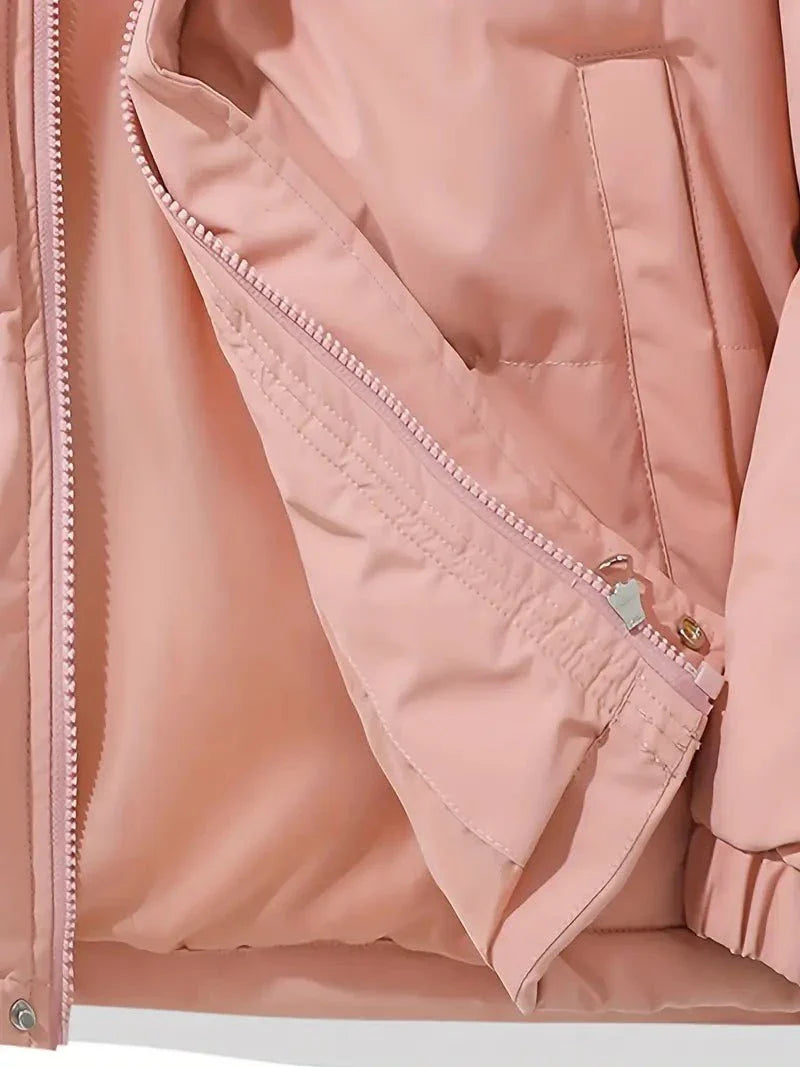 Drune | Kurz geschnittene gesteppte Daunenjacke Rosa Wärme und winterlicher Stil