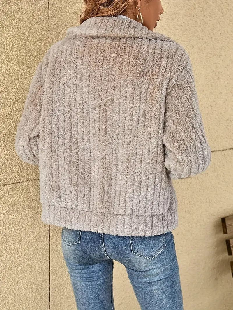 Drune | Jacke aus Kunstfell warm & elegant Winter bequem