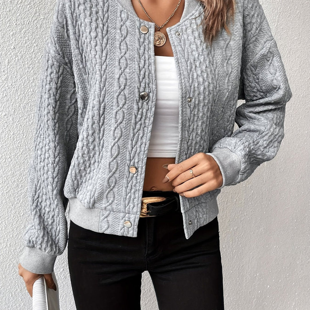 Drune | Solide Bomberjacke mit Knopftextur