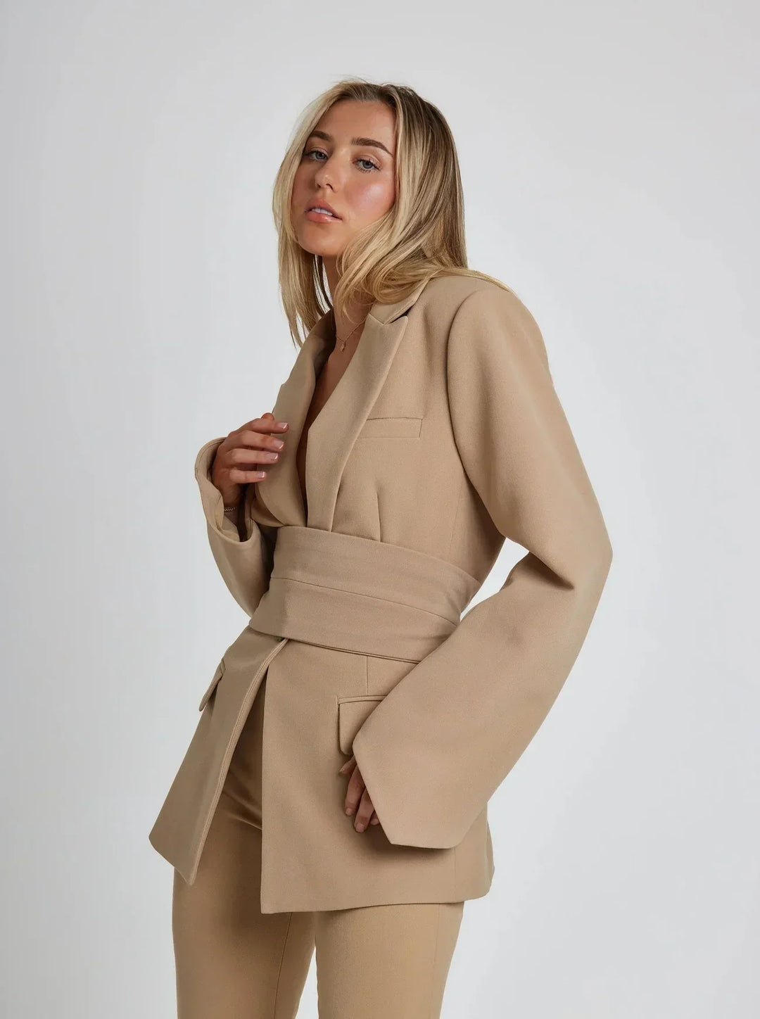 Drune | Eleganter Damenblazer Klassisch