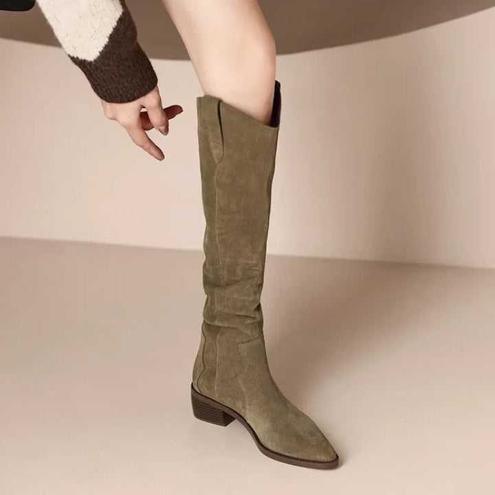 Drune - Vintage-Stiefel aus Wildleder mit Rüschen