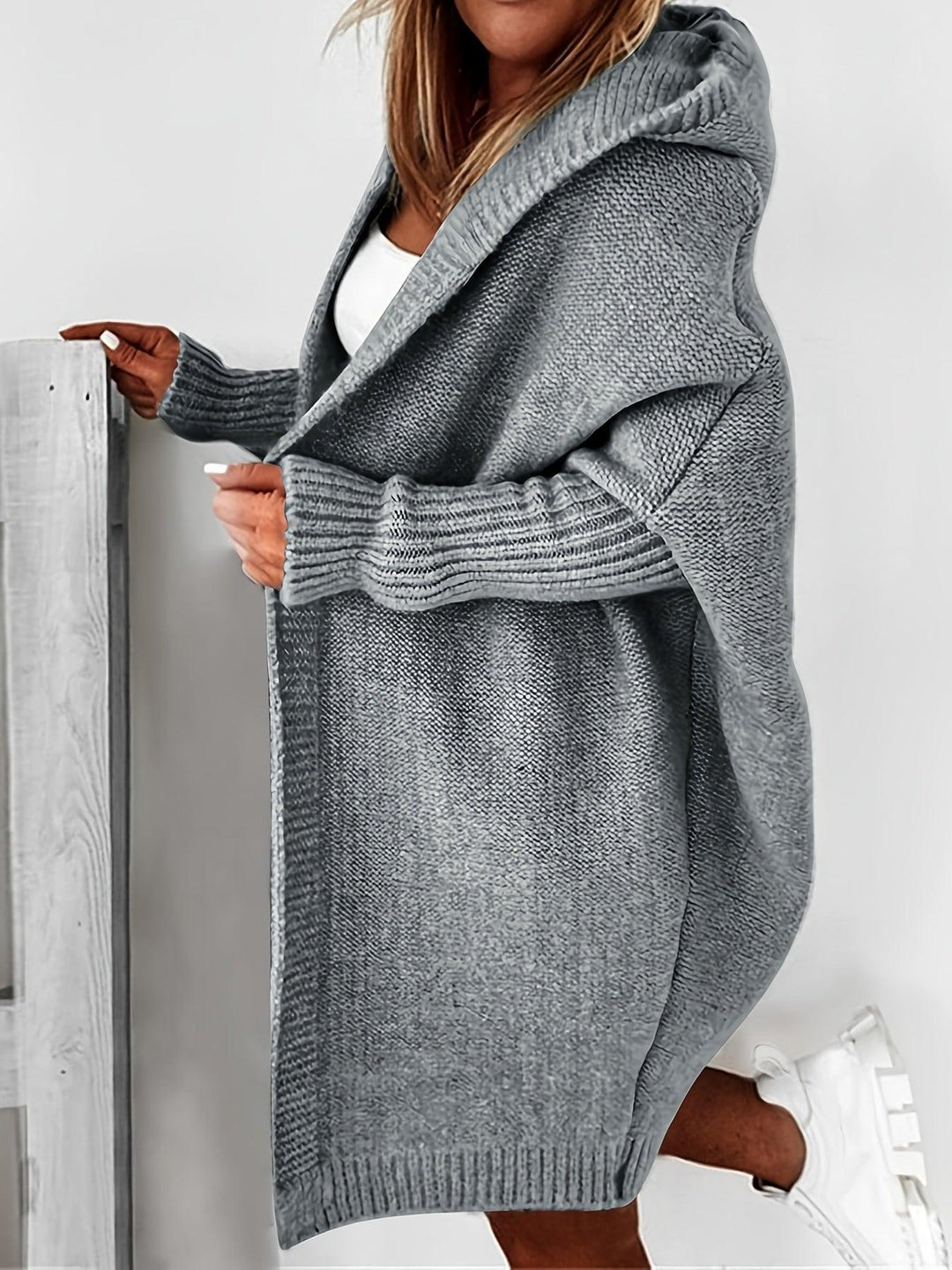 Drune | Lange Strickjacke mit Kapuze und langen Ärmeln
