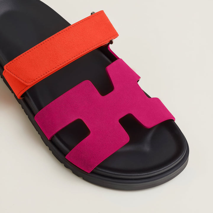 Drune | Stilvolle Sandalen für Einen Luxuriösen Look Vom Strand Auf Die Straße