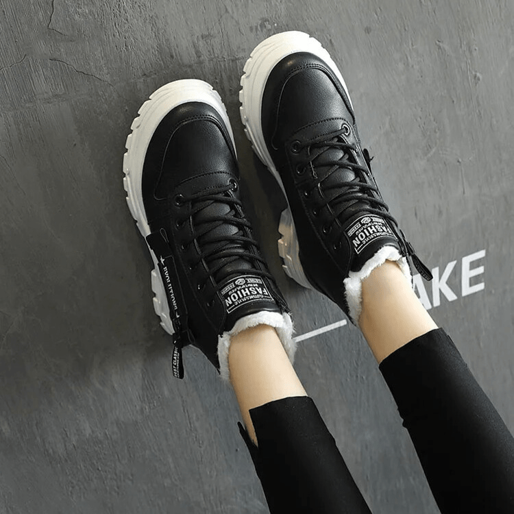 Drune | Klassische Winterstiefel für Frauen