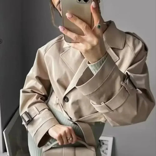 Drune | Damen Cropped Trenchcoat - Gürtelsaum