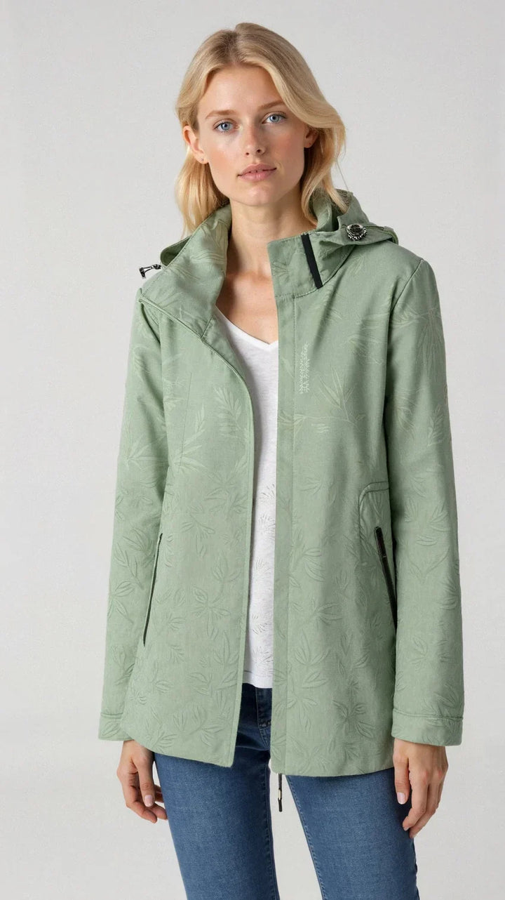 Drune | DIE BEDRUCKTE OUTDOOR - JACKE MIT KAPUZE FÜR AKTIVE TAGE MIT STIL