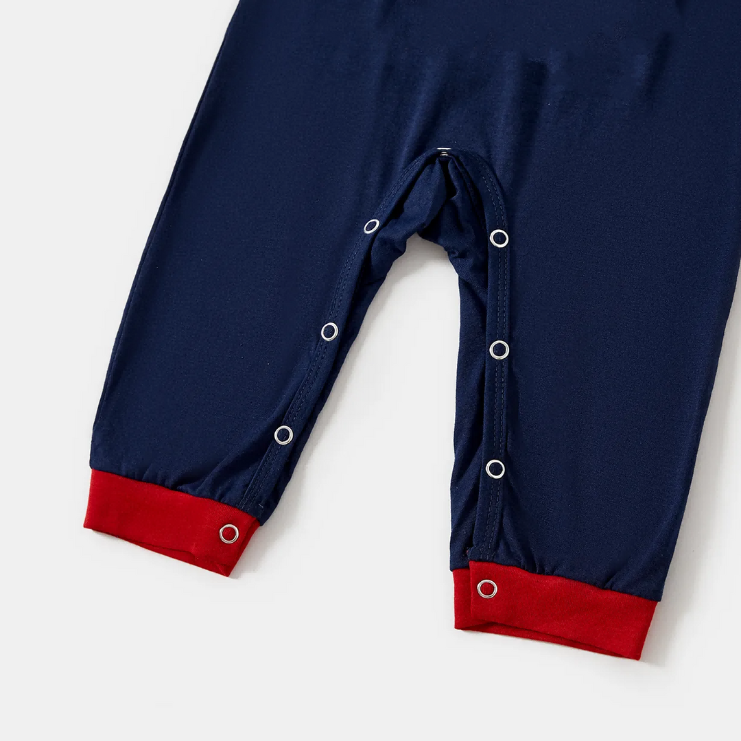 Drune | Weihnachtsröhre und Buchstabendruck Blau Langarmoberteil mit Rot & Blau Karo Familienset Pyjamas