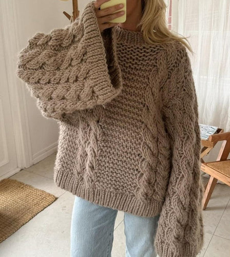 Drune | Chunky cable knit sweater