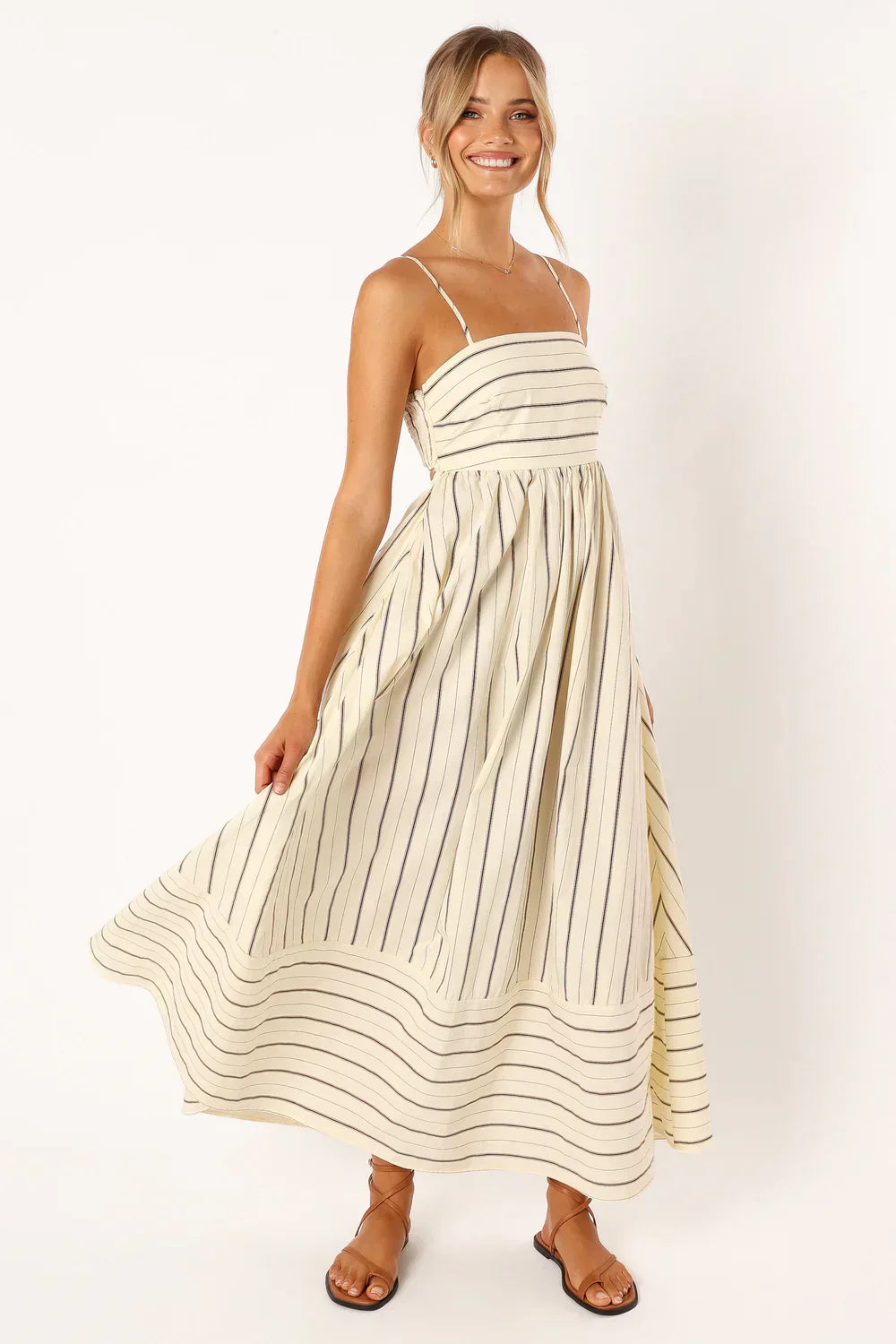Drune | Sommerkleid mit Offenen Schultern