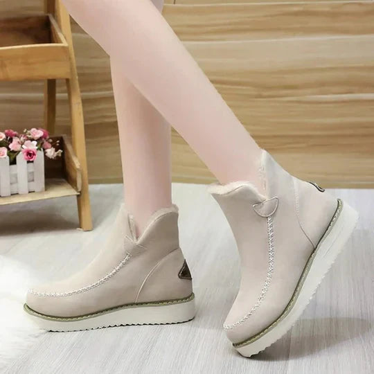 Drune | damenstiefel aus plüsch-schafsfell