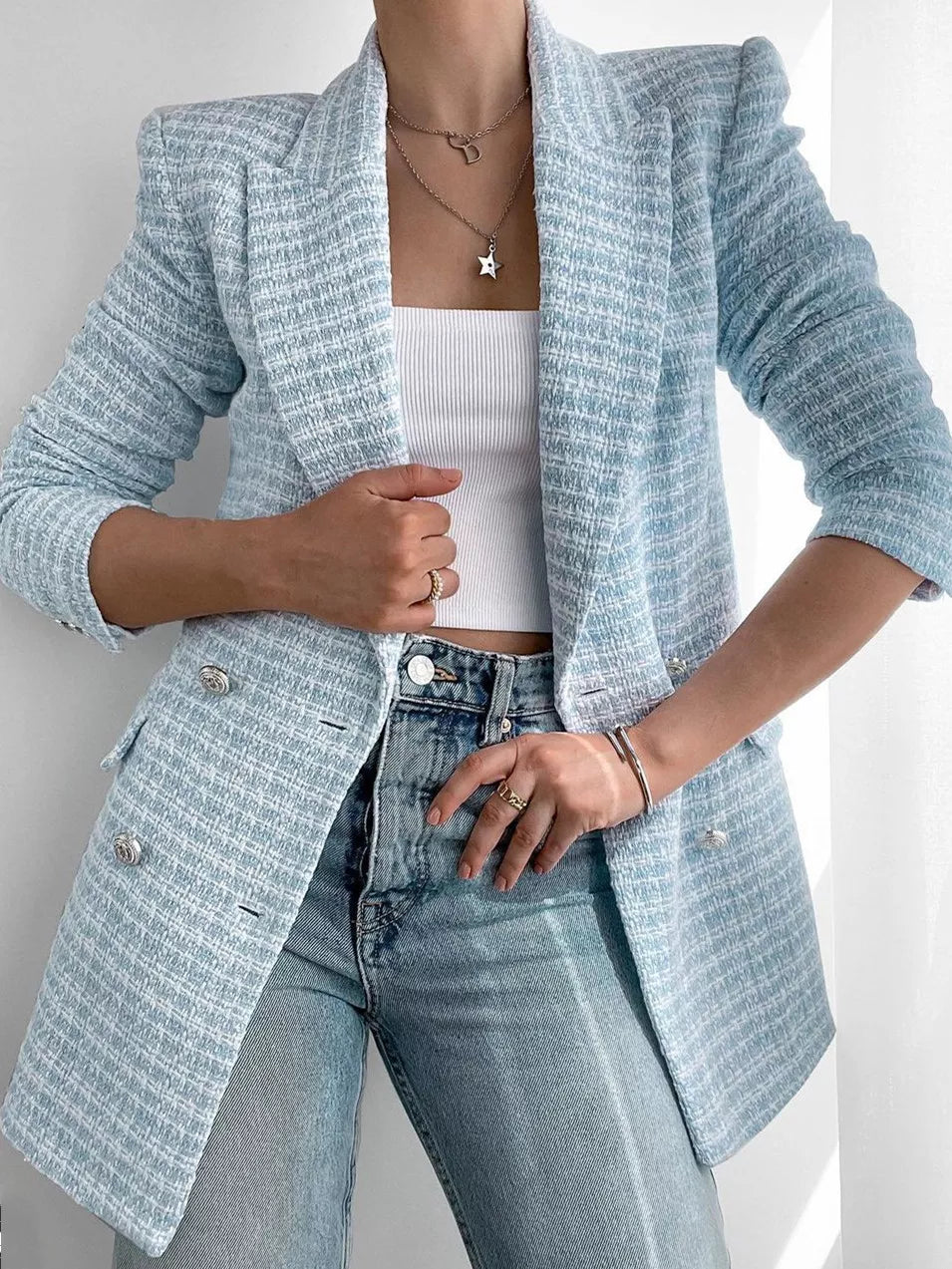 Drune | Hellblauer Damen Blazer mit Knöpfen