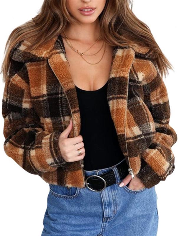 Drune | Faux Fur Kurze Biker Daunenjacke