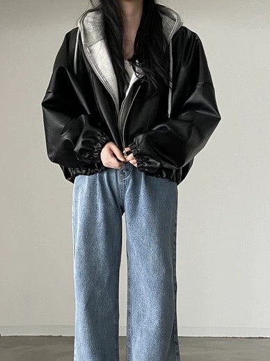 Drune | Schwarze Jacke mit Kordelzug und Kragen