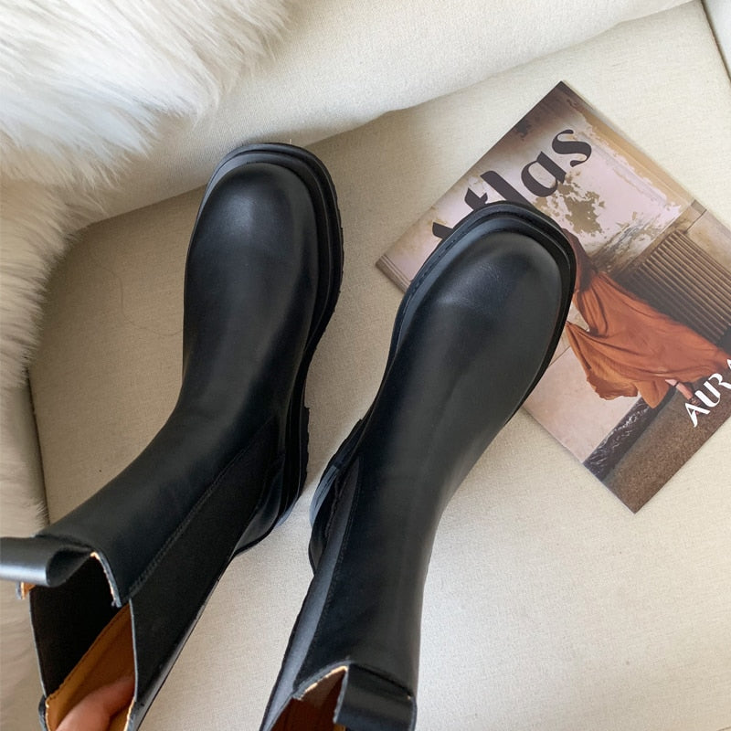 Drune | Stilvolle Damenstiefel, Geeignet Für Alle Jahreszeiten