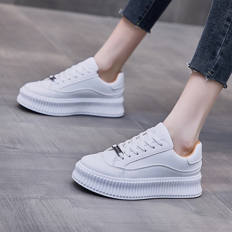 Drune | Modische Plateausneaker
