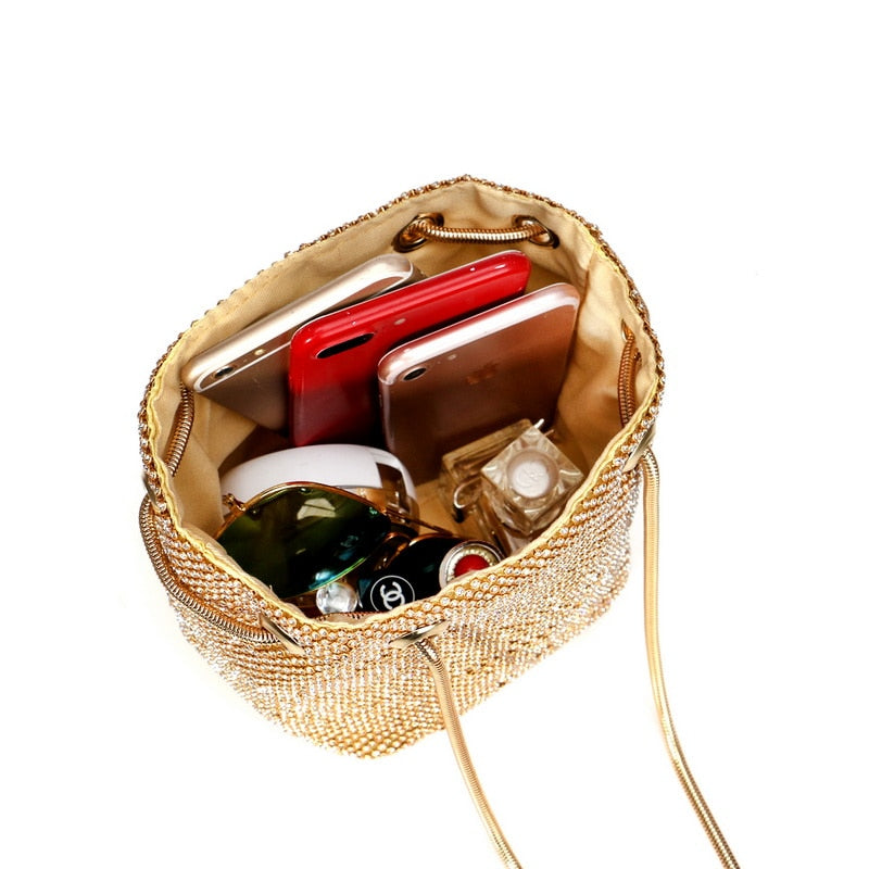 Drune | Schultertasche - Schwarz, Silber Gold - Luxus und Vielseitige Ausstrahlung