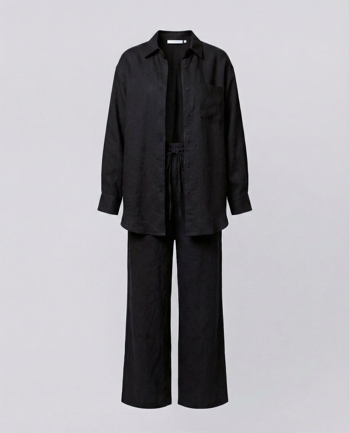 Damen Lässiges Leinen-Outfit mit weit geschnittenem Hemd und lockeren Hosen Drune