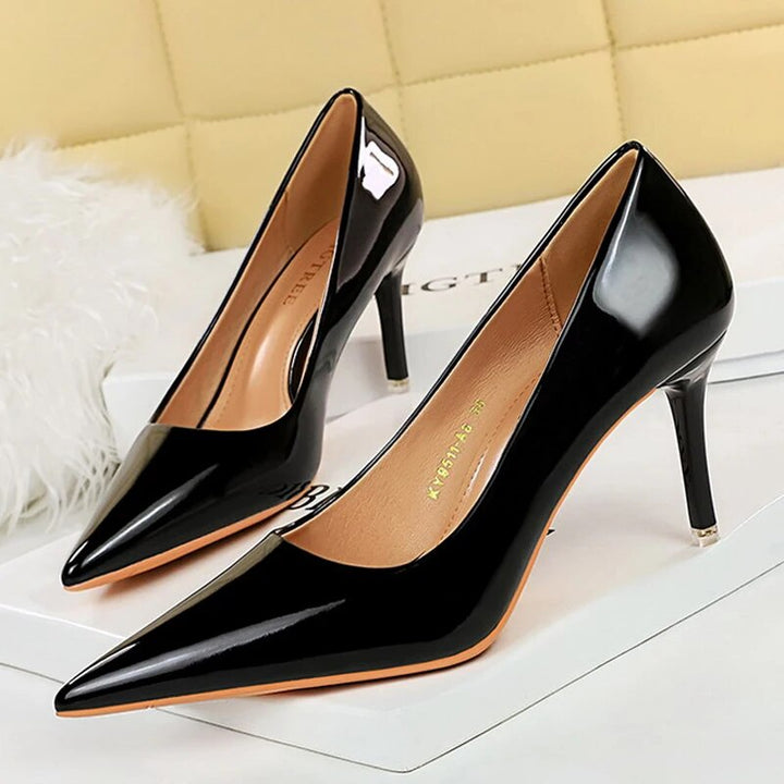Drune | Damen High Heels Atembrecher Lackleder