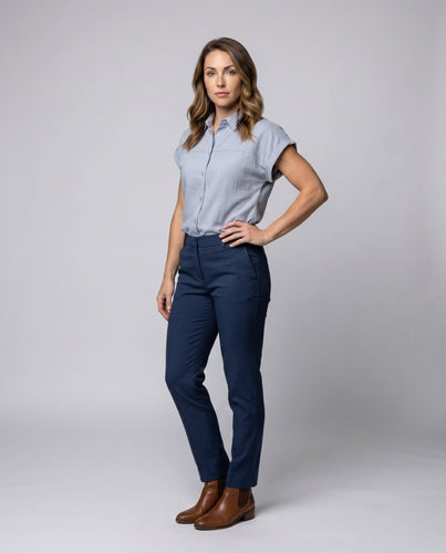 Damen luftige Chemisierbluse mit Knopfdetails und umgeschlagenem Arm