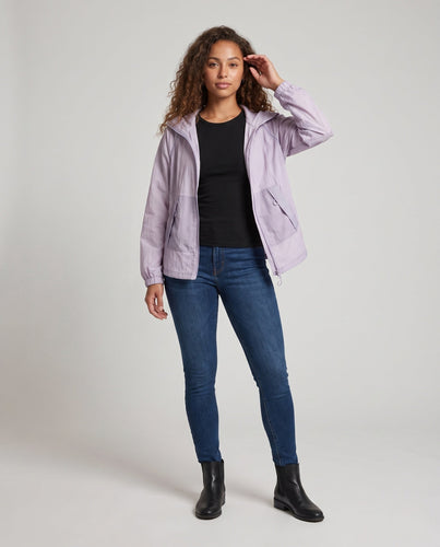 Damen leichte Outdoor-Jacke mit innovativem Kapuzendesign und atmungsaktiven Einsätzen Drune