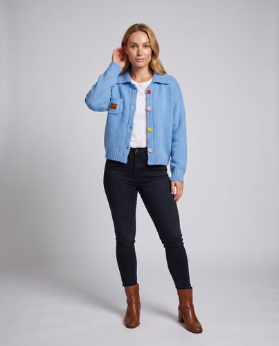 Damen Oversize-Strickcardigan mit großem Kentkragen, bunten Knöpfen und Brusttasche Drune