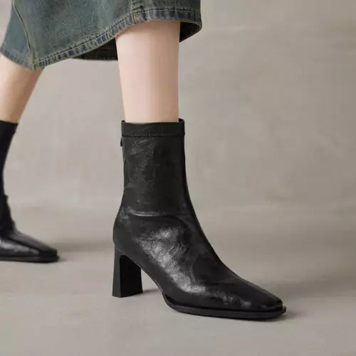 Drune | Ankle Boots Damen mit quadratischer Spitze - hohe Absätze, bequem und langlebig
