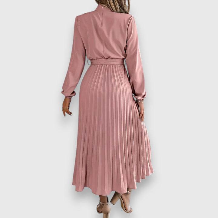 Drune | Zeitlose Eleganz in Einem Midikleid