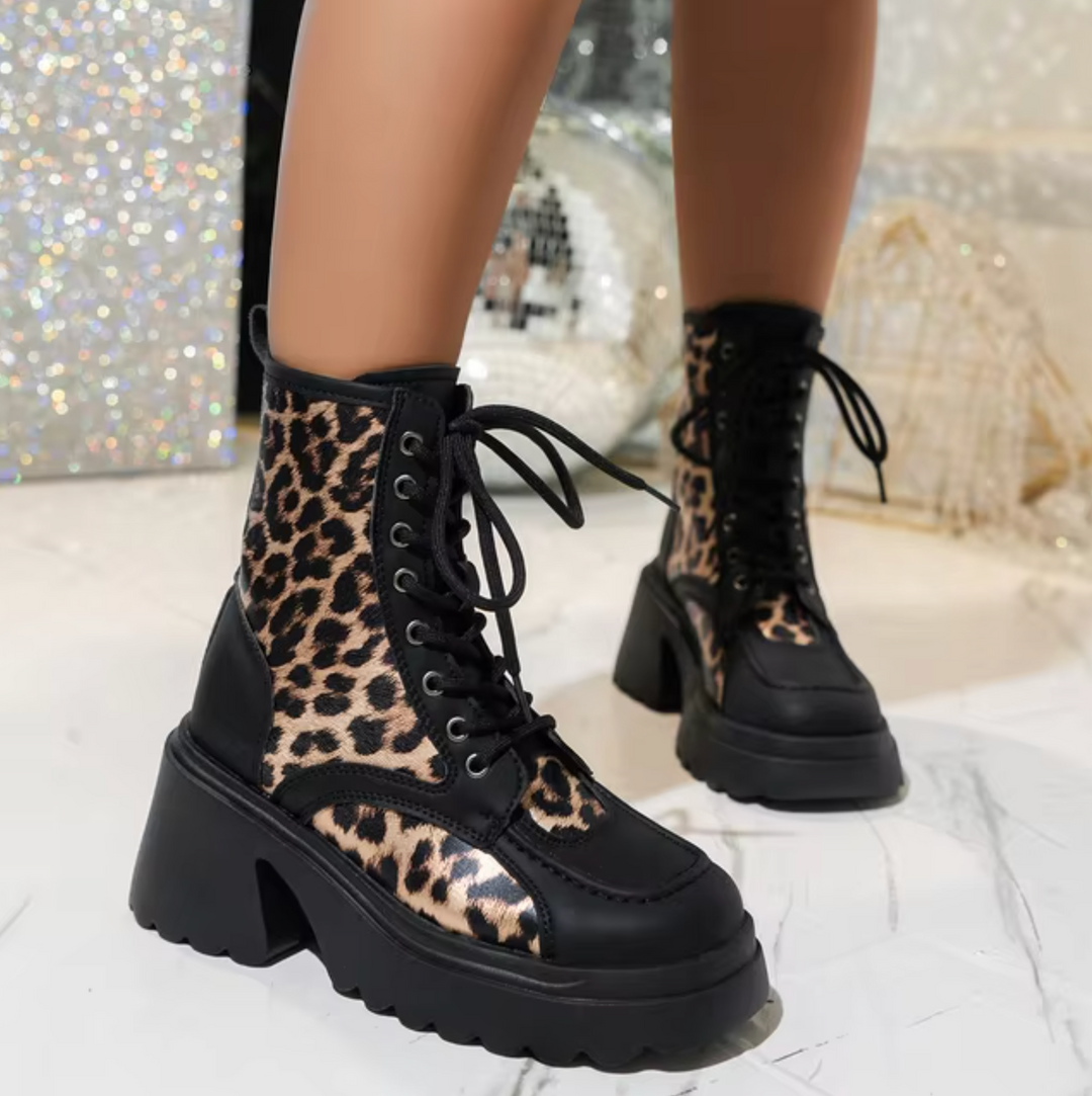 Drune | Hochwertige Stiefel Mit Klobigen Absätzen