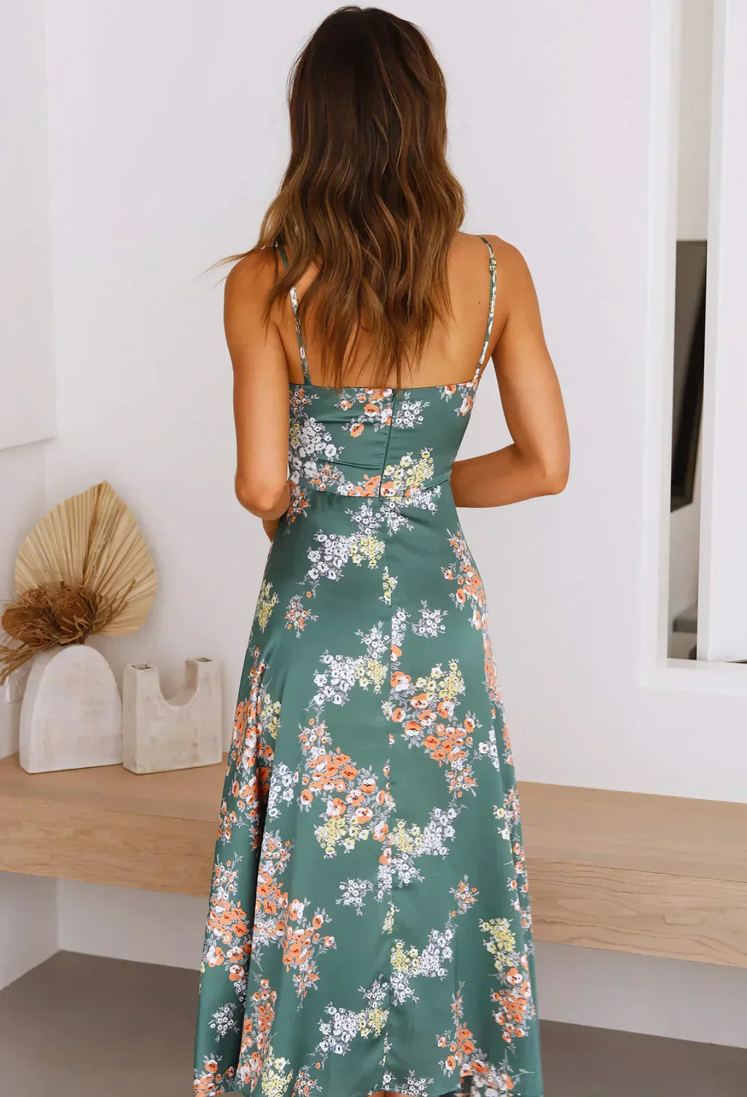 Drune | Cocktailkleid mit Glänzendem Finish