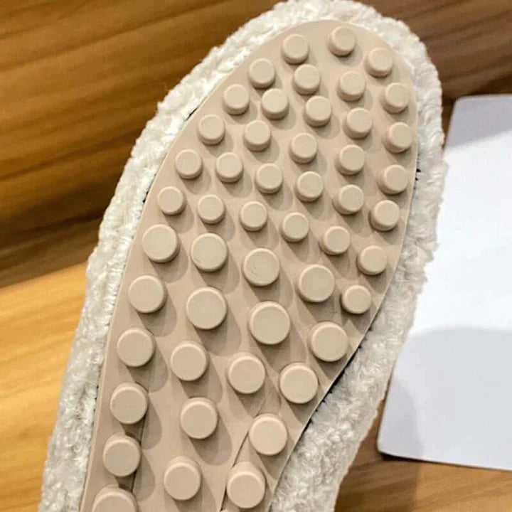 Drune | Pelzige Schuhe