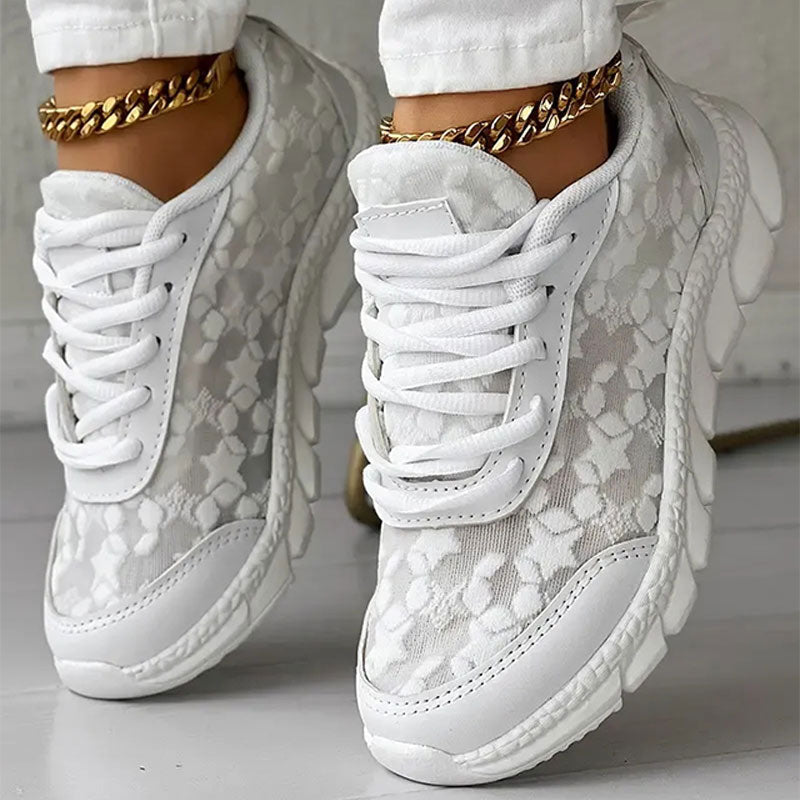 Drune | weiße Damensneaker - weiße bestickte Schuhe