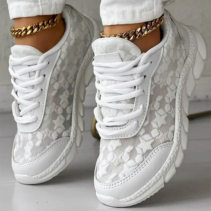 Drune | weiße Damensneaker - weiße bestickte Schuhe