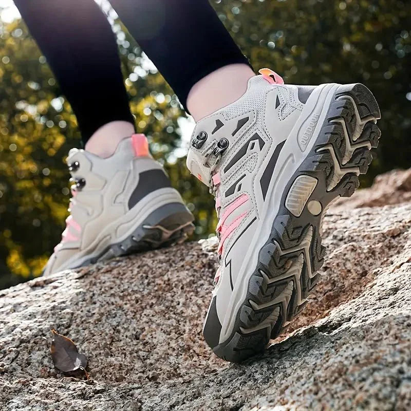 Drune | Hochwertige Orthopädische Wanderschuhe