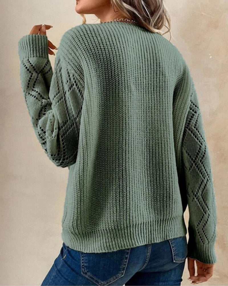 Drune | Stylischer V-Ausschnitt Pullover