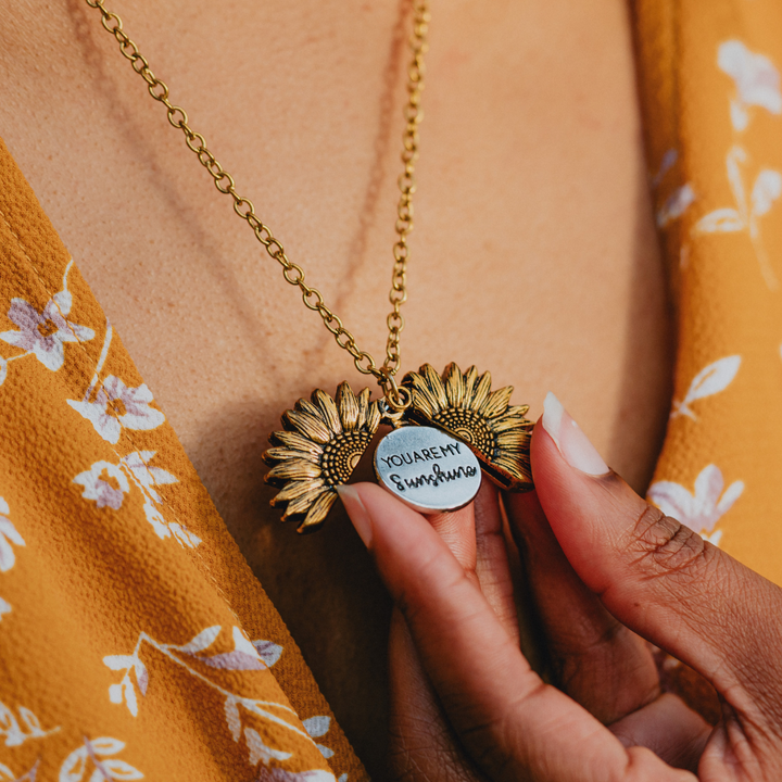 Shine | You Are My Sunshine Kette Das perfekte Geschenk für Sie selbst oder jemand anderen!