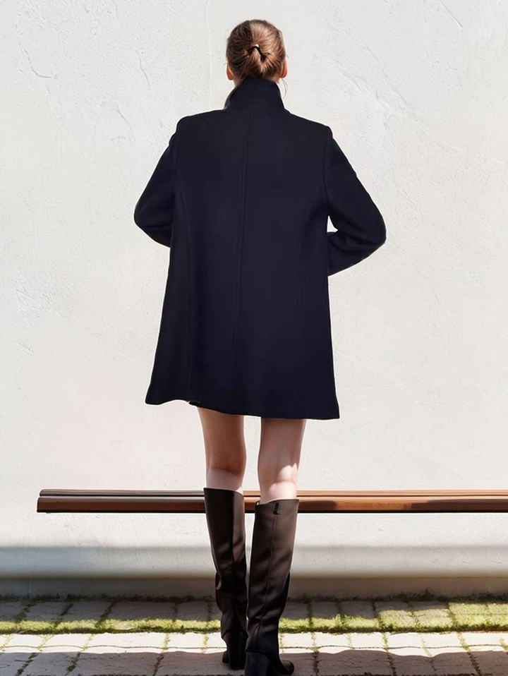 Drune | Damenwolljacke mit Doppelten Knöpfen und Hohem Kragen