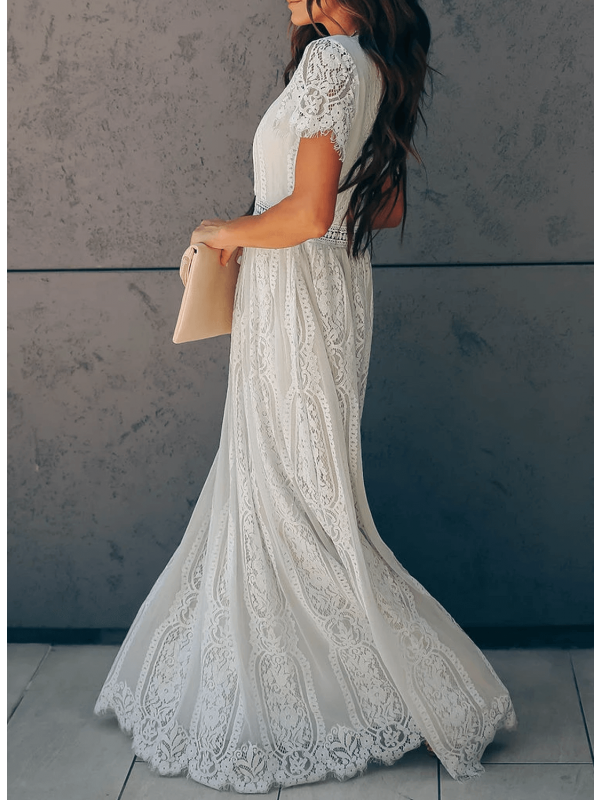 Drune | Lange Spitzenkleid mit Kurzen Ärmeln und V-Ausschnitt