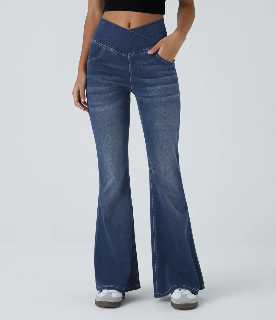 Drune | Hoch Taillierte, Ausgestellte Jeans
