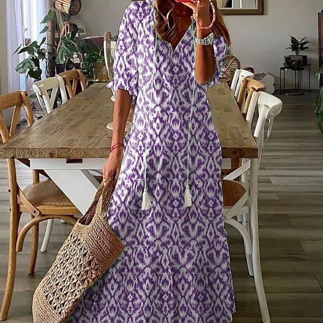Drune | Maxikleid mit halben Ärmeln und V-Ausschnitt mit Blumenmuster