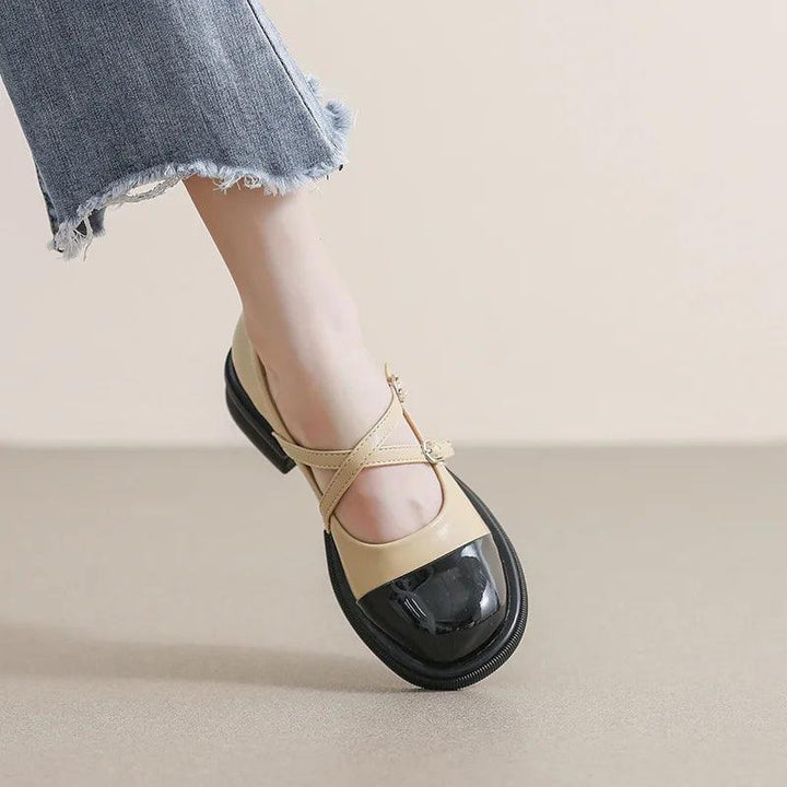Drune | Zweifarbige Mary-Jane-Flats mit Doppelriemen