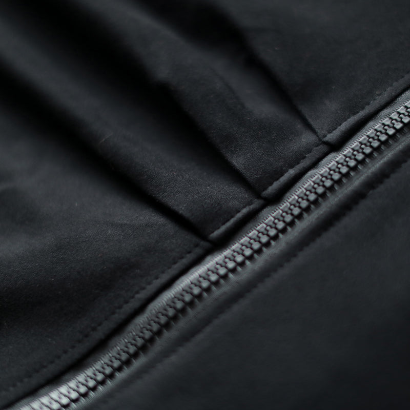 Drune | schwarze Mäntel Plus-Size-Bekleidung mit Reißverschluss Wintermantel Eleganter Reverskragen Maxikleid
