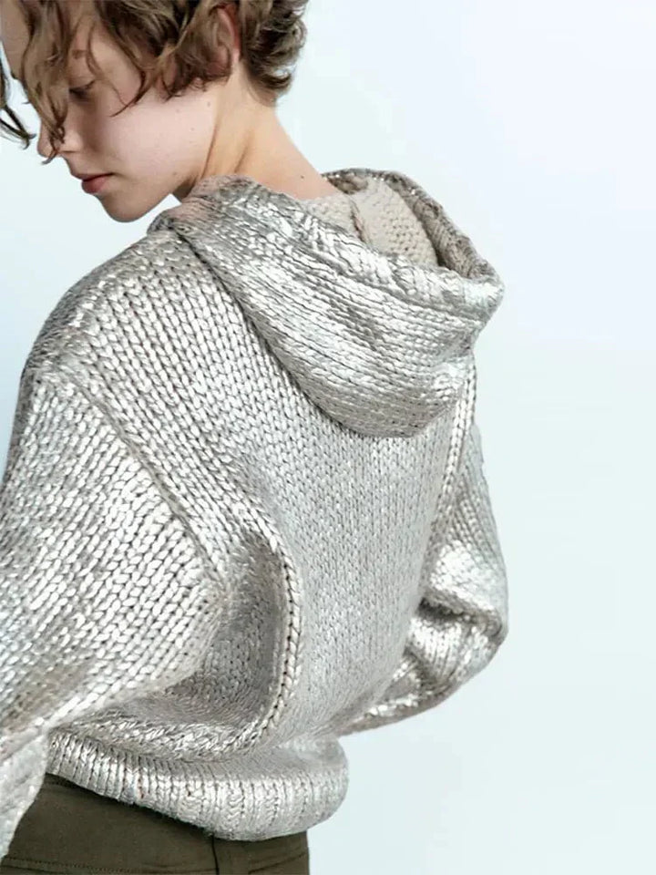 Drune | Schicker Damen Kapuzenpullover mit Metallic Rippbesatz und Folie