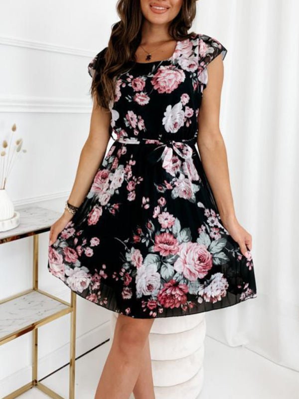 Drune | Damen Kleid mit flatternden Ärmeln, tailliert, floral und plissiert