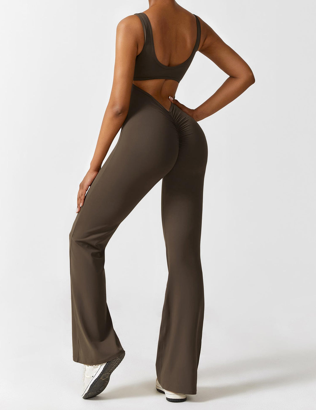 Drune | Hals Jumpsuit mit Ausgestellten Beinen | Elegantes und Figurbetontes Design