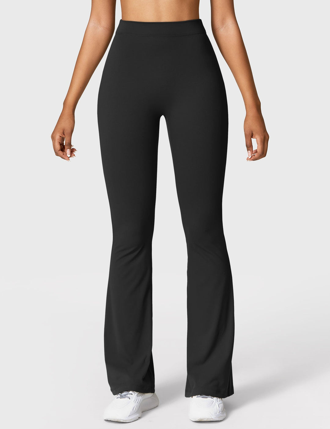 Drune | Ausgestellte Leggings mit V-Ausschnitt